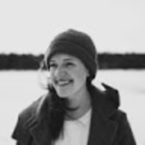 Meet your Posher, Julia - Picture 1 of 1